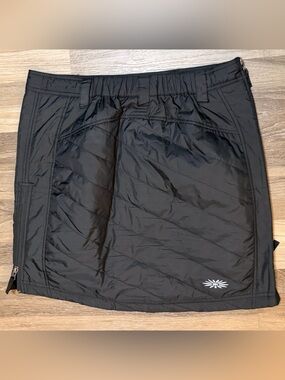 SKHOOP Sandy Short Skirt